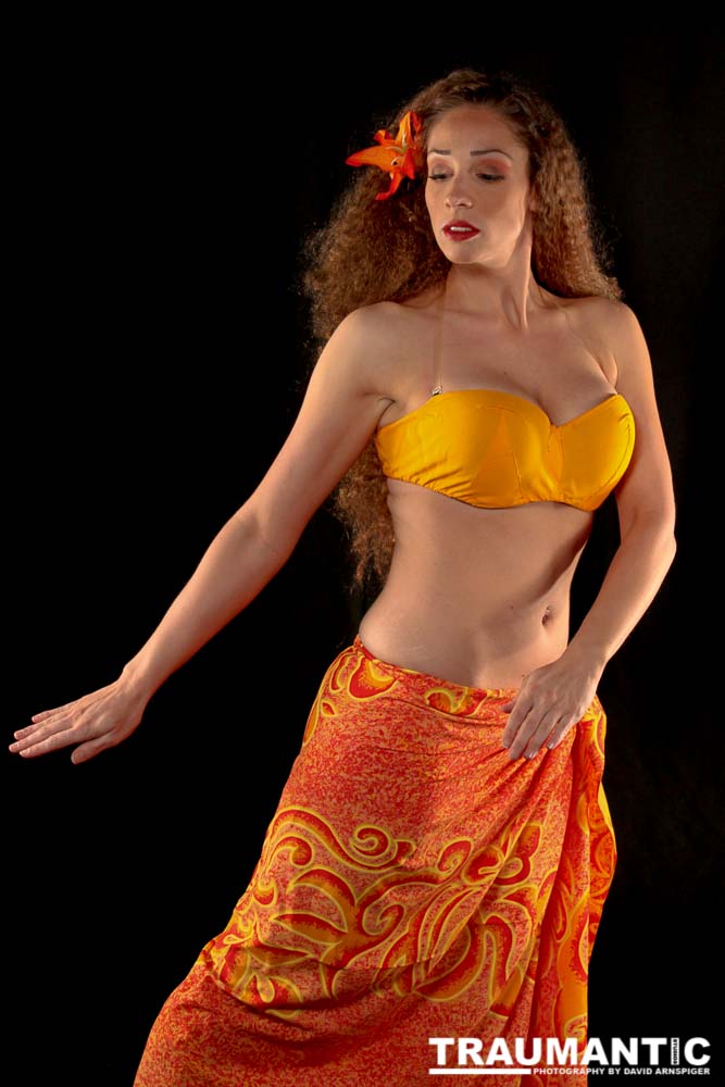 What a blast to get to shoot with a gorgeous Tahitian Dancer.  Ne-Ne was looking for shots to use to promote herself, and I got an opportunity to shoot something truly beautiful and interesting.